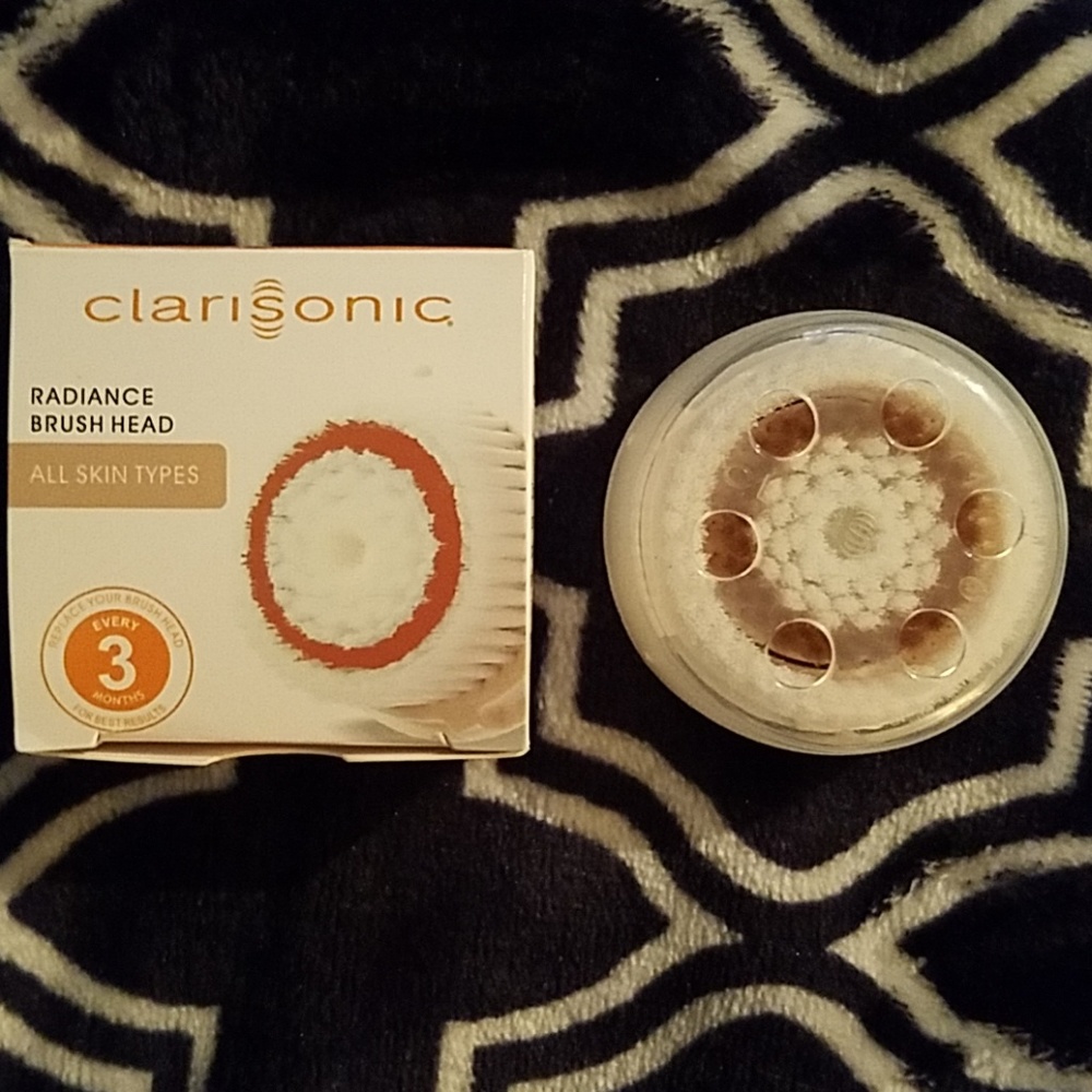 NEW!! Clarisonic Radiance Brush Head